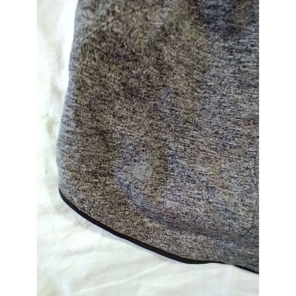 Lululemon Reversible Shorts Black Charcoal Grey 8 - Picture 3 of 8